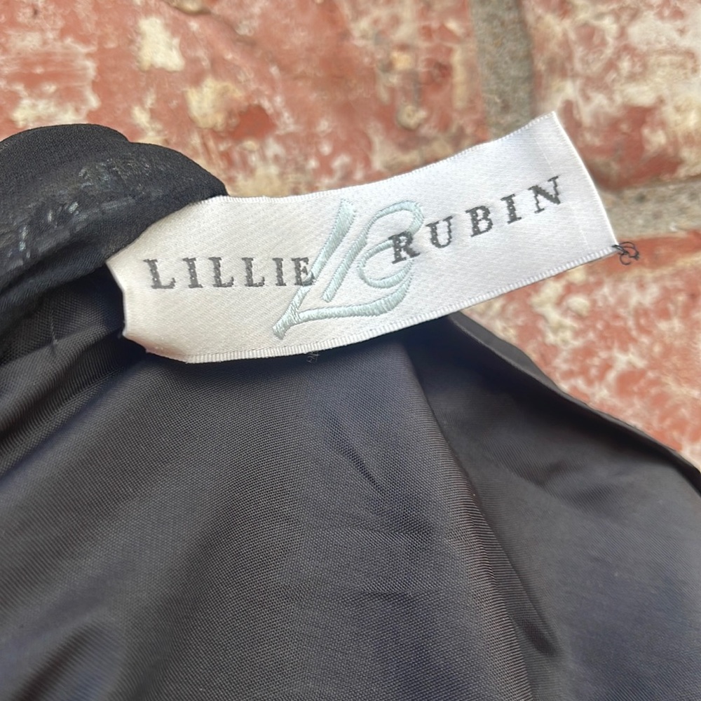 Lillie Rubin vintage silk sequence phot does not do justice on this dress. - Picture 6 of 13